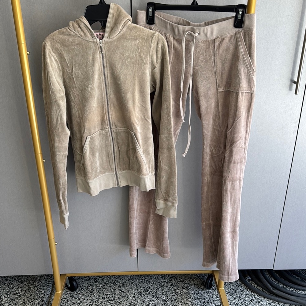 Juicy Couture Tan Velour Hoodie & Pant set